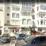 Modern 1Br Walk To Beach, Casino & Puerto Banus