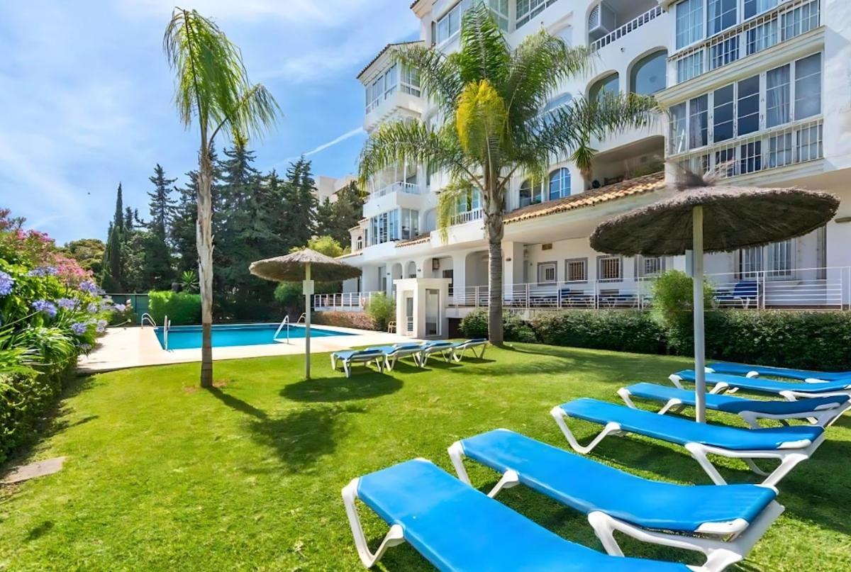 Modern 1Br Walk To Beach, Casino & Puerto Banus Apartment Marbella