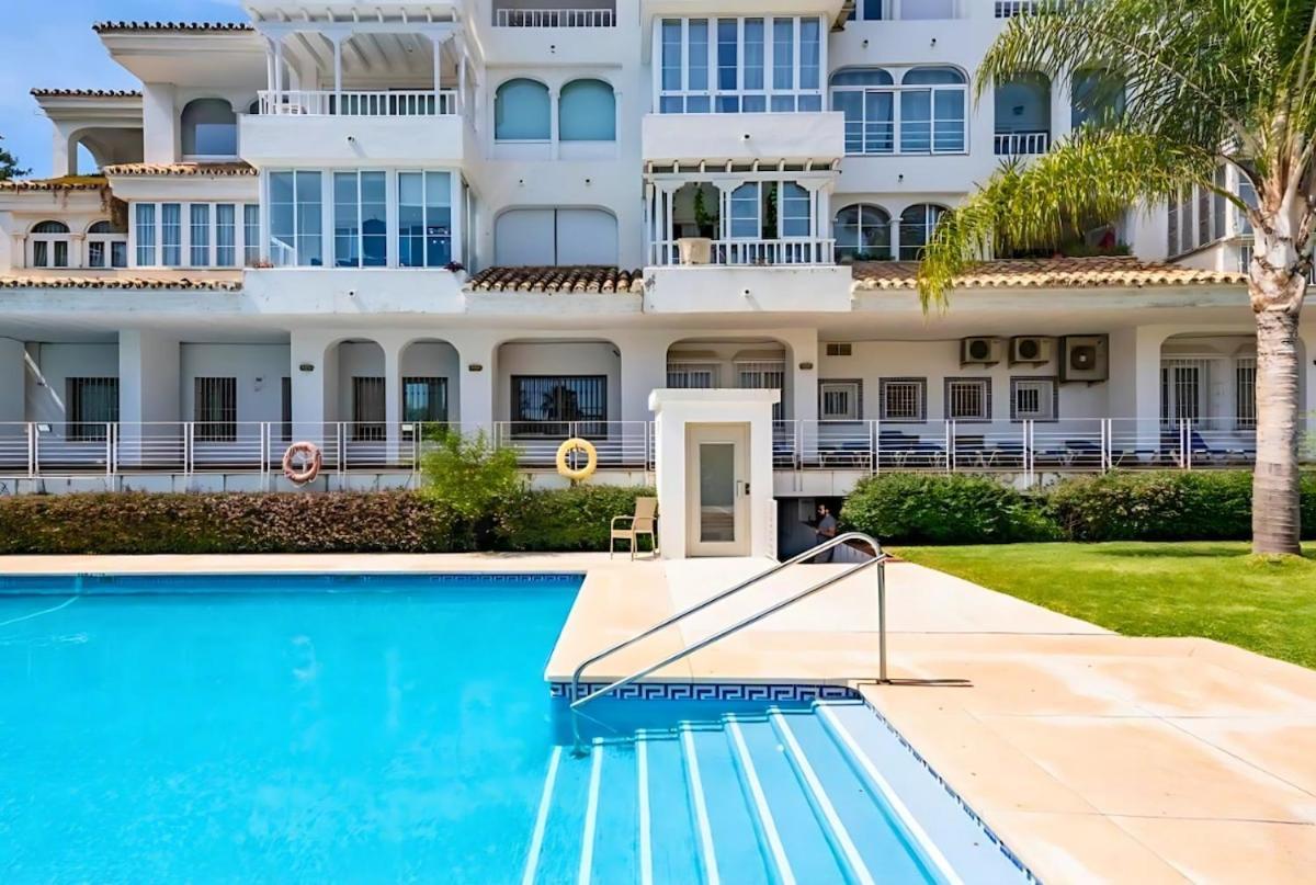 Modern 1Br Walk To Beach, Casino & Puerto Banus Marbella