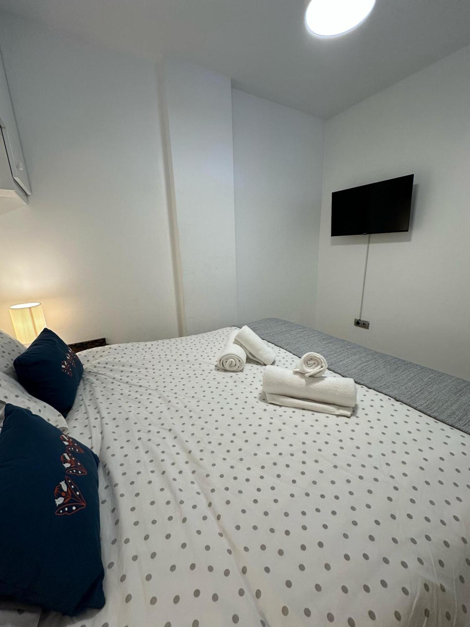 Modern 1Br Walk To Beach, Casino & Puerto Banus Apartment Marbella