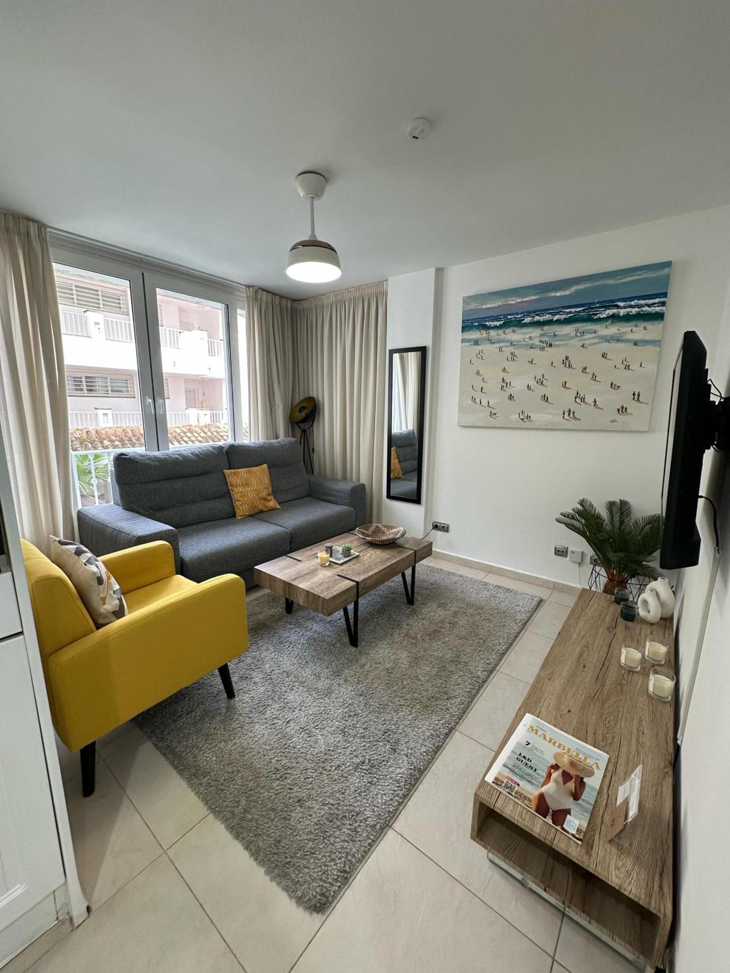 Modern 1Br Walk To Beach, Casino & Puerto Banus Marbella
